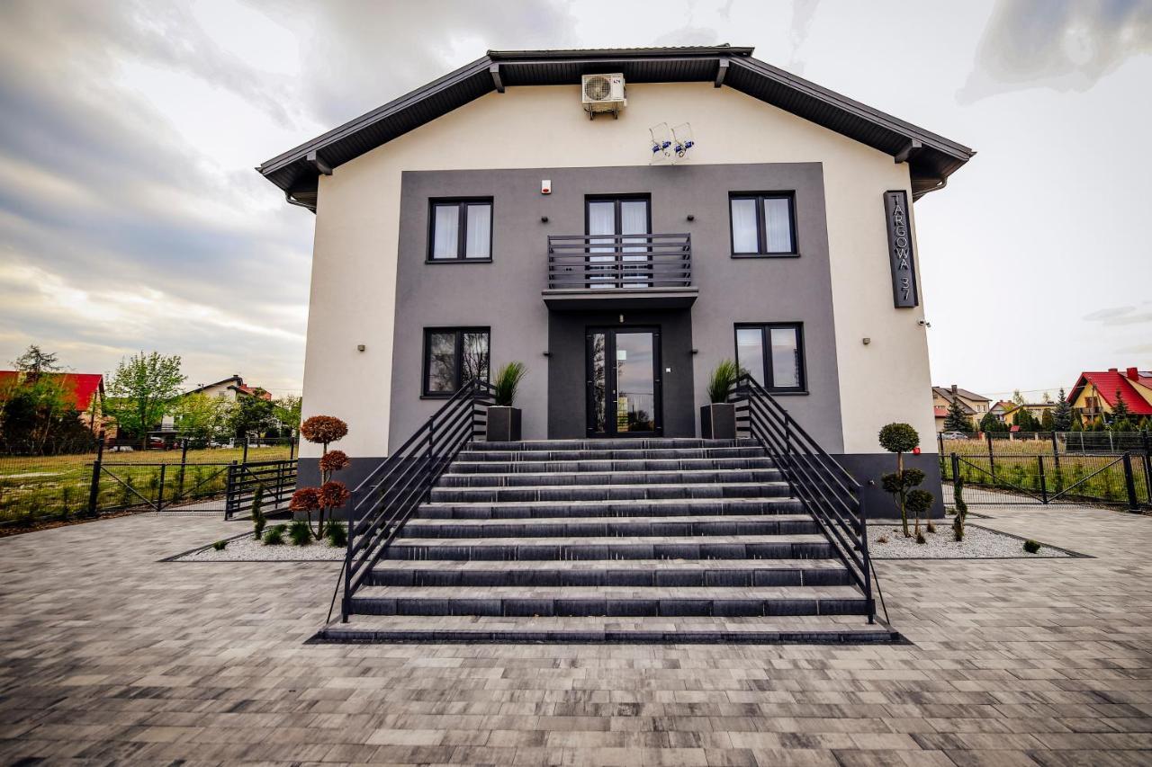 Bed and breakfast Targowa37 Uniejów Extérieur photo