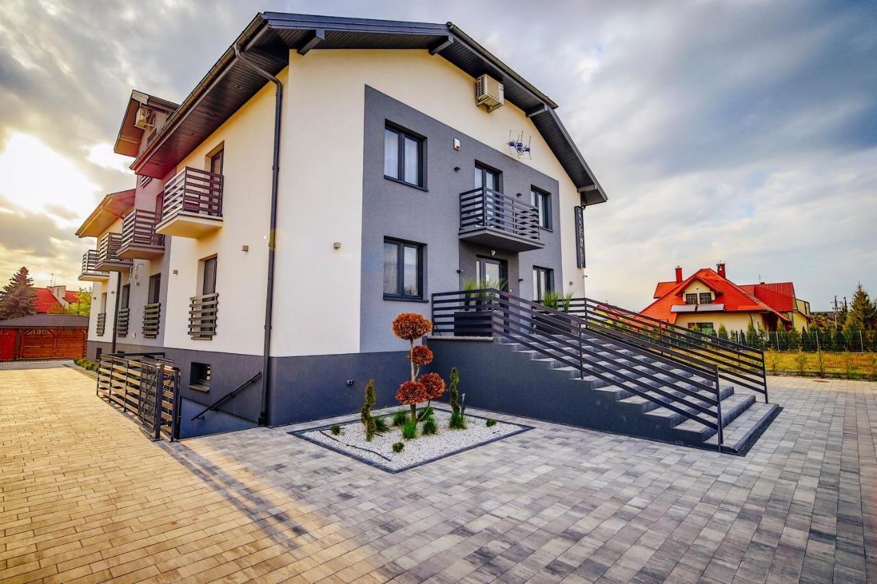 Bed and breakfast Targowa37 Uniejów Extérieur photo